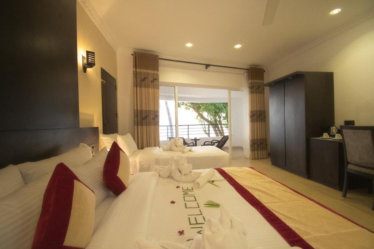 มานารา บีช Hotel เบอร์อูวาลา ภายนอก รูปภาพ